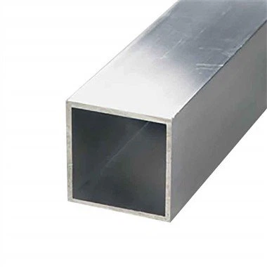 Tube carré en aluminium